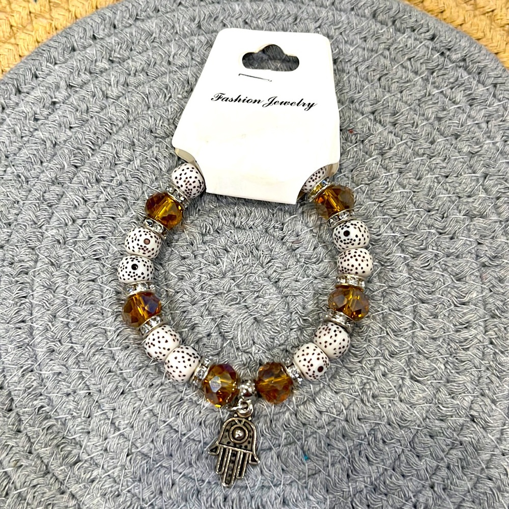 NWT Hamsa beaded bracelet